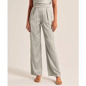 NWT Abercrombie Women’s Satin Tailored Wide Leg Pant - Silver 28 Long